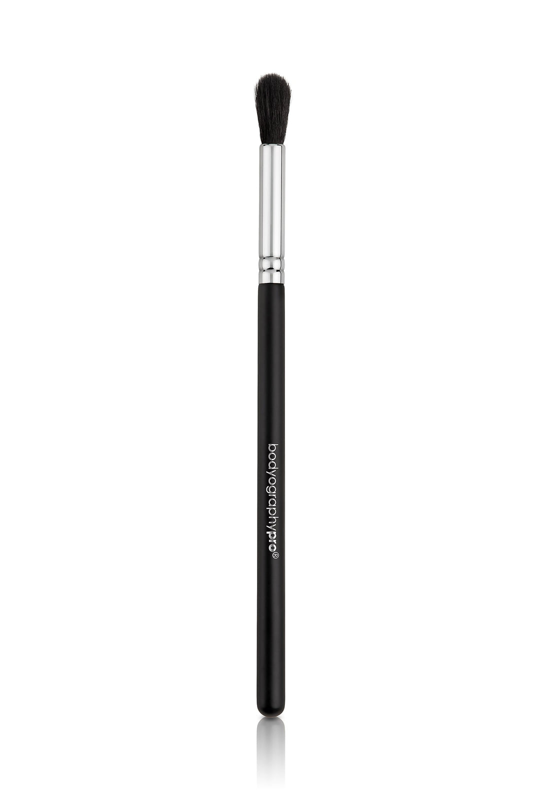Bodyography SA professional blending brush for eyeshadow and concealer with soft bristles and ergonomic handle