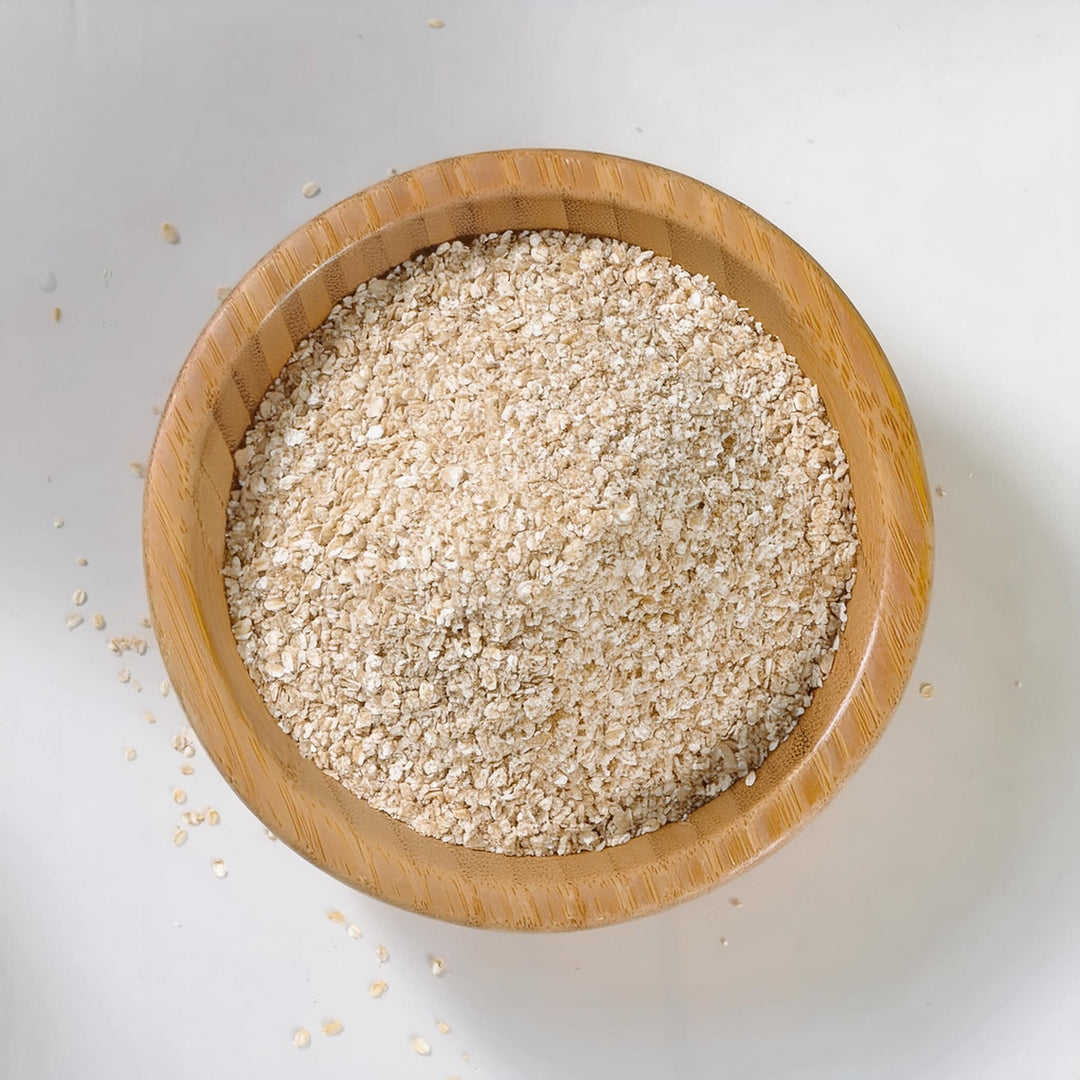 AGT Oat Bran cereal in a 250g package, featuring a brown and green design, ideal for baking and digestive health.