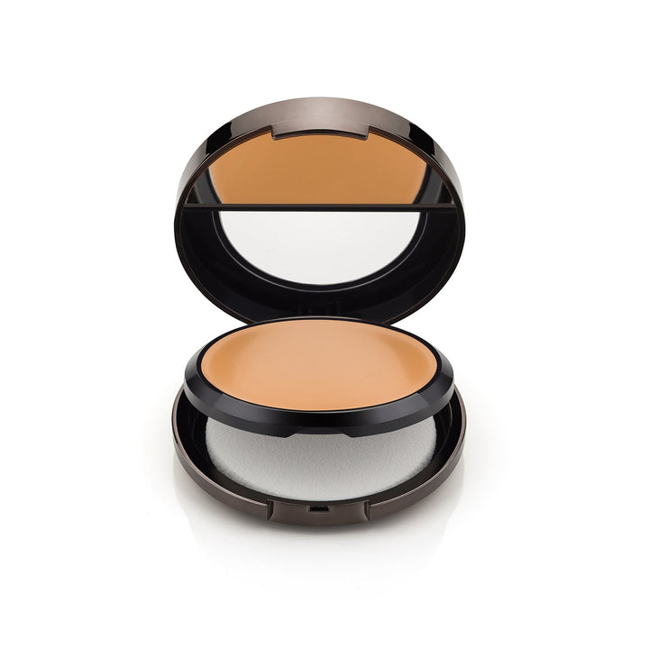 Bodyography SA Silk Cream Foundation in shade #01 Fair, suitable for all skin types, featuring anti-aging hyaluronic acid.